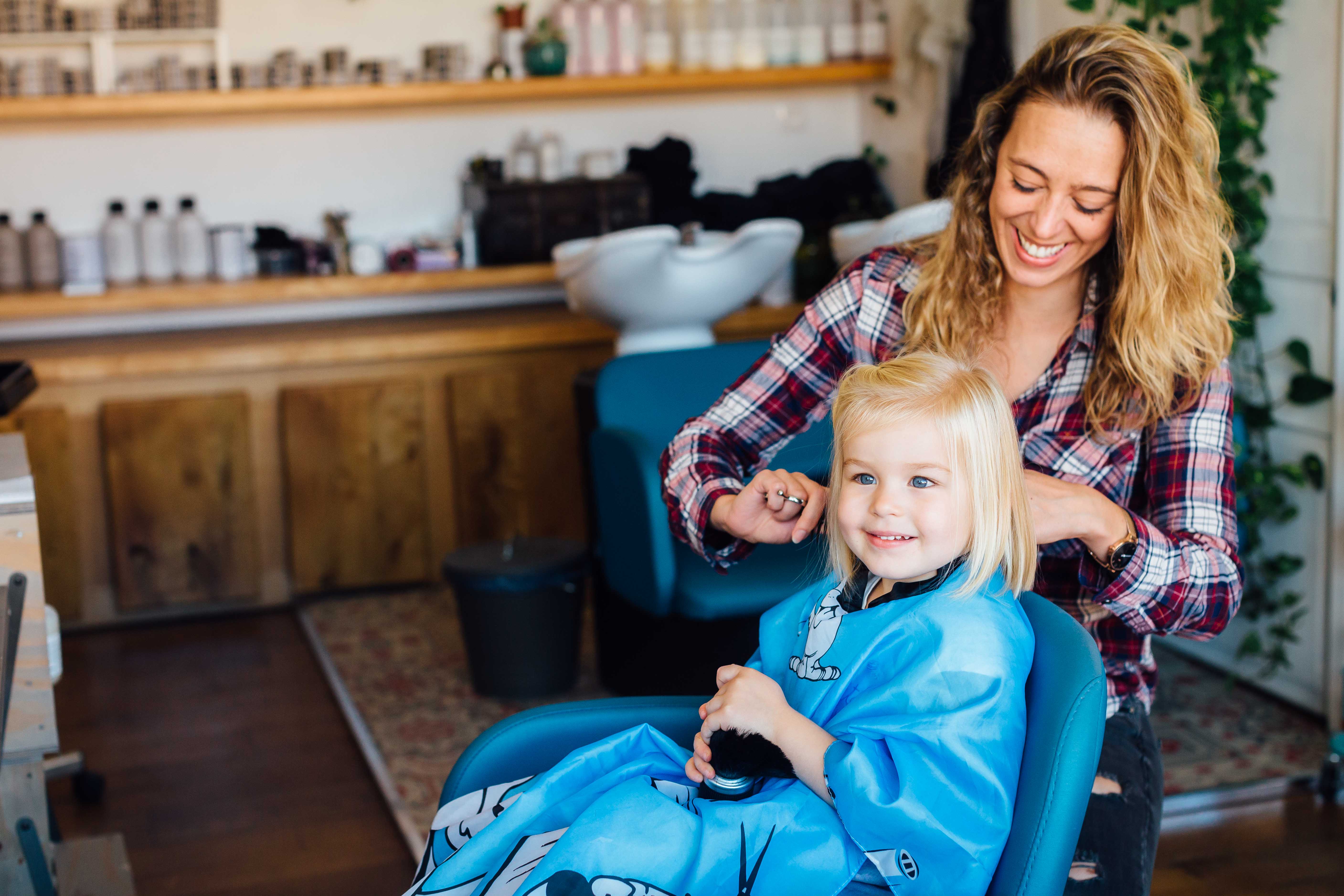 Le Salon Mily Cut S Coiffure